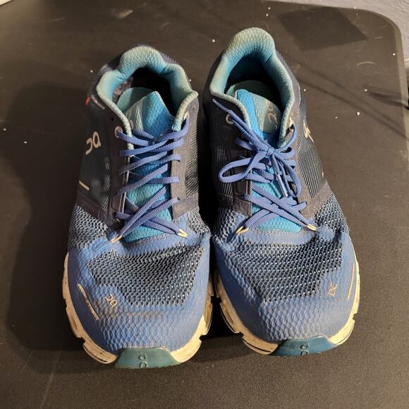 Oncloud Blue Running Shoes, Size 11.5 Men's Used - Picture 3 of 7